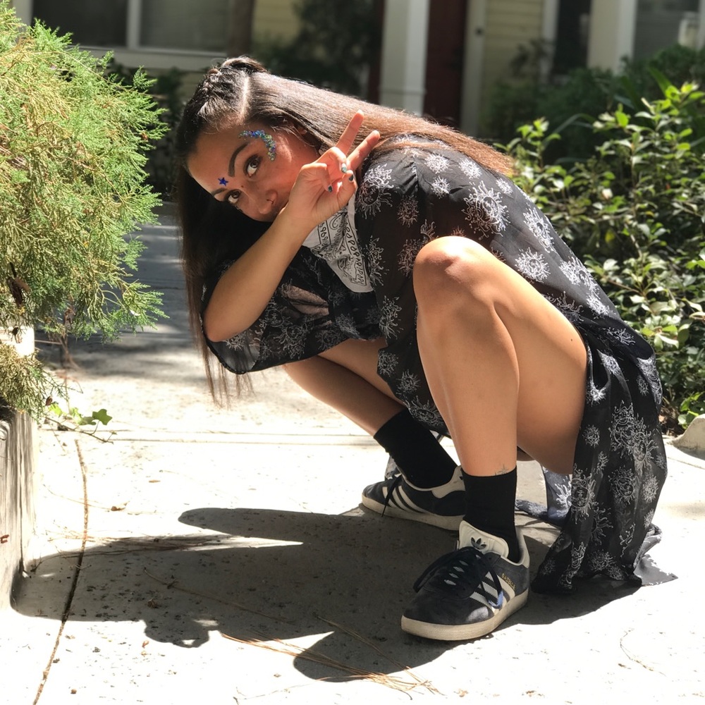 Meet your Posher, Kanani